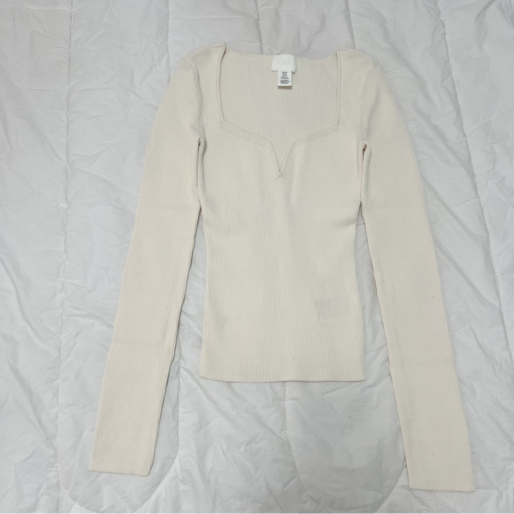 H&M Cream Long Sleeve Women's Top